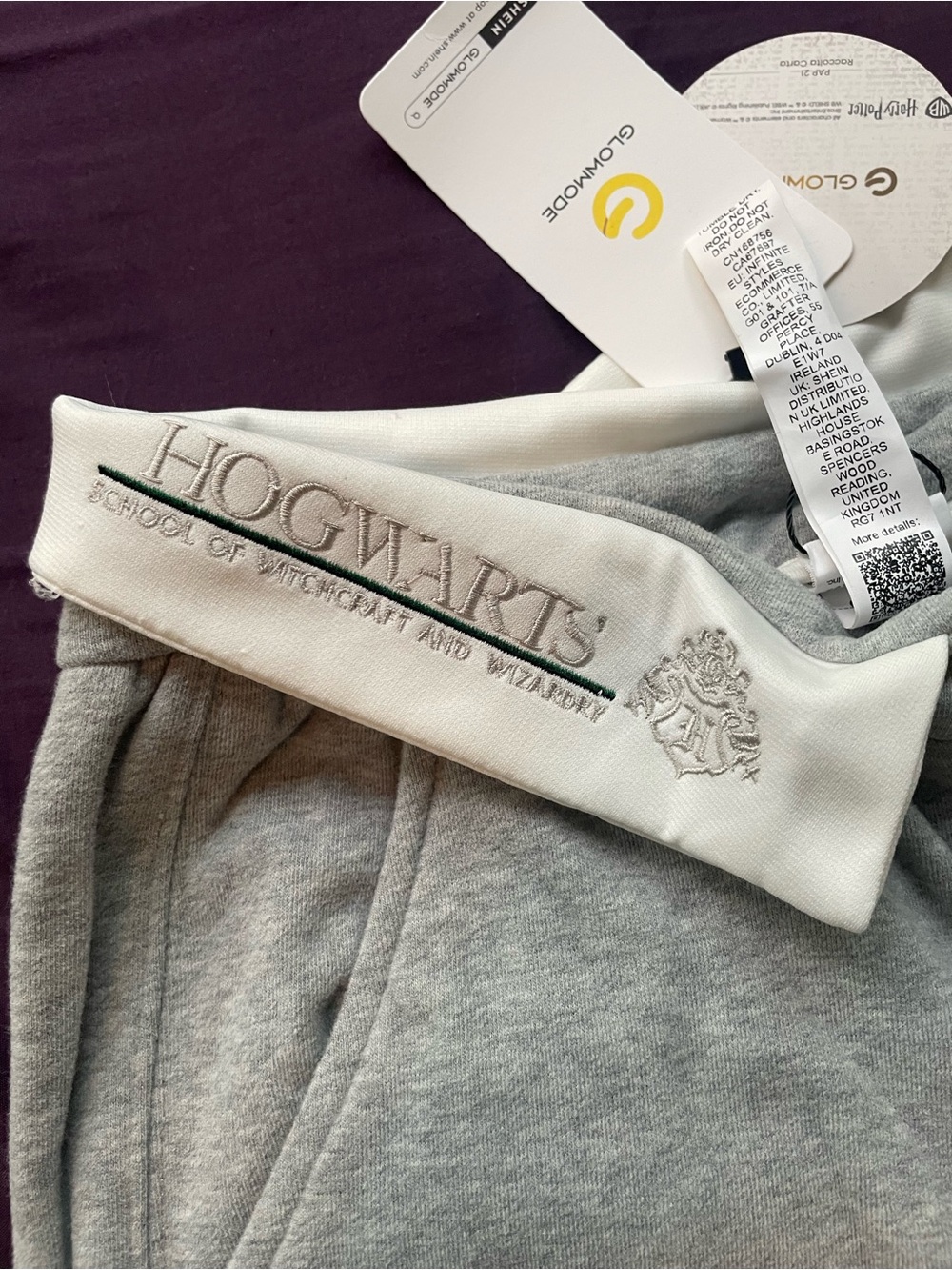 Hogwarts Women's Gray Sweatpants with Embroidered Waistband